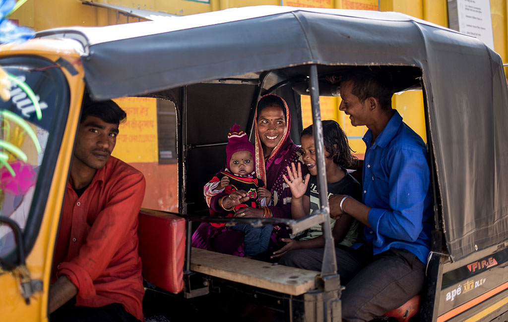 Bhumika returning home after receiving treatment in a an Action Against Hunger treatment centre in India