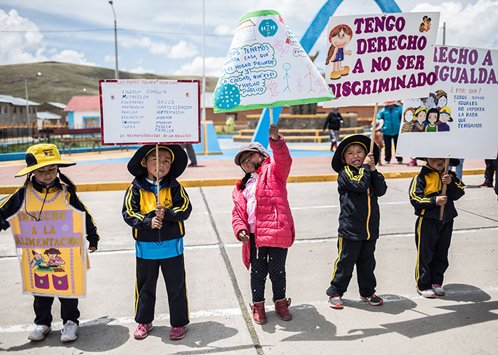 Children in Peru campaigning for change.