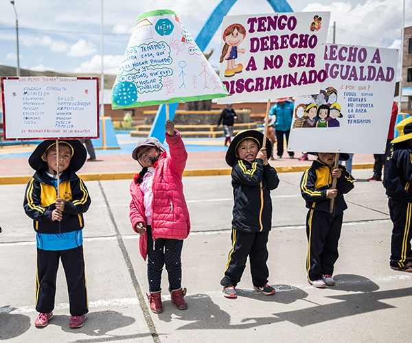 Children campaign for change in Peru.