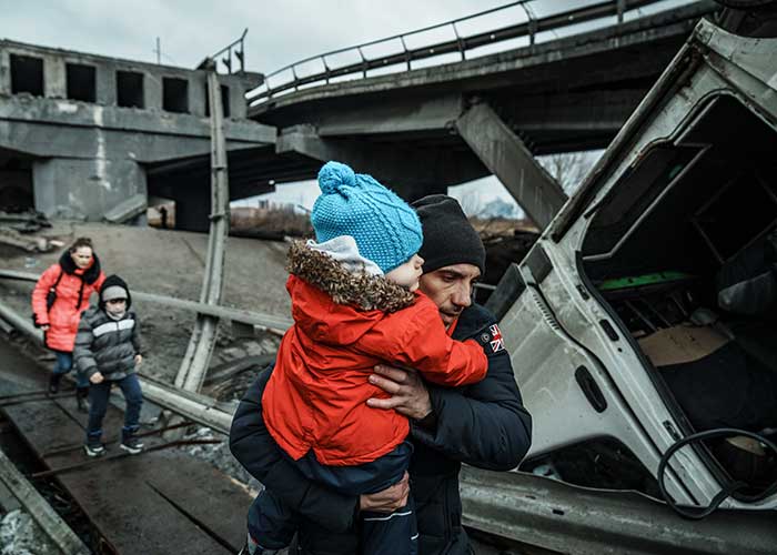 A family fleeing conflict in Ukraine.