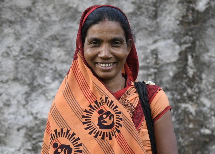 Kailas, a healthcare worker supporting women in India.
