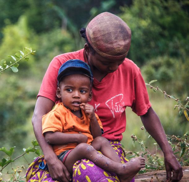 Mother and child facing hunger in Madagascar.